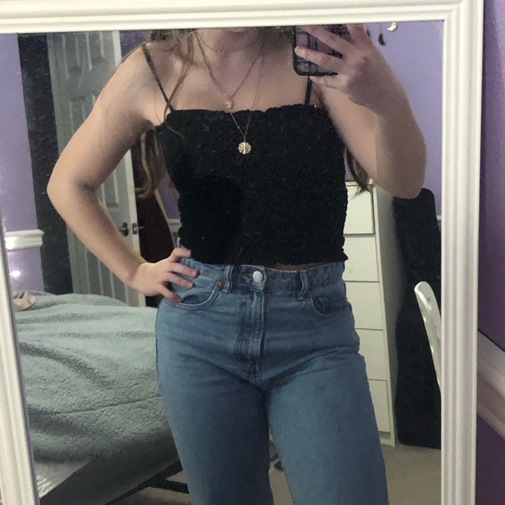 black cropped ruched tank top